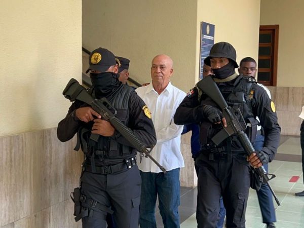 abogado estafó a la familia Rosario con más de RD$16,000,000 de pesos