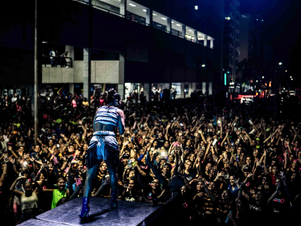 YassDance lanza "La Vida Se Mueve"