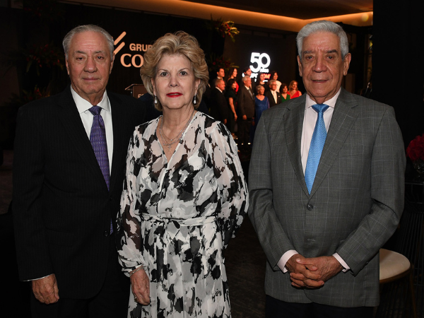 Leonardo Vargas, Norma de Vargas y Pedro Ureña