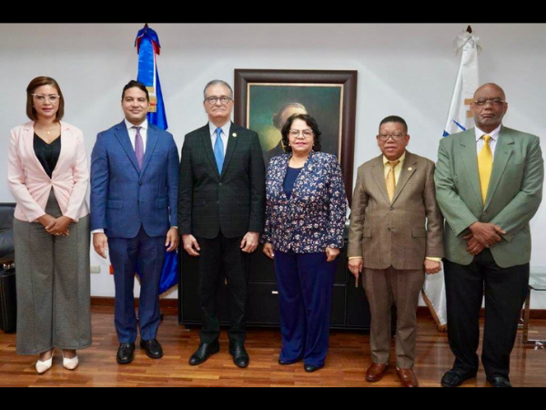 TSE y CCRD fortalecen lazos