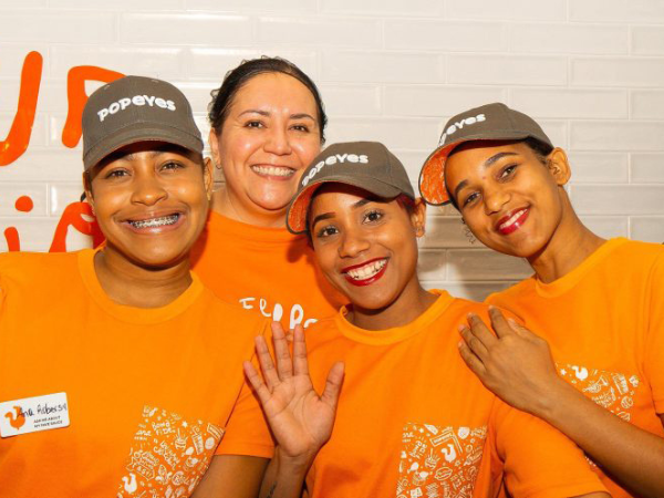Popeyes® en Ágora Santiago Center