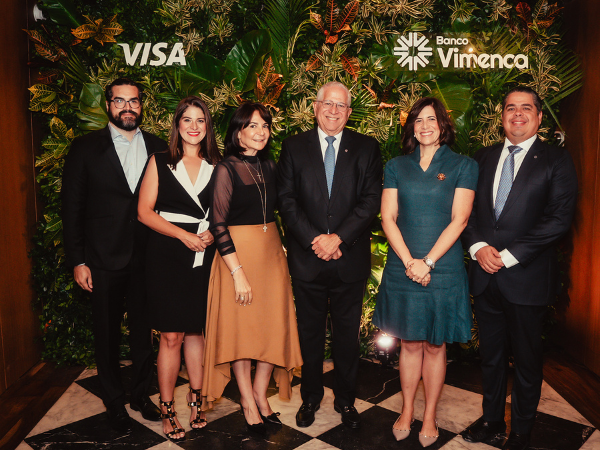 Tarjeta de Crédito Visa Infinite-1