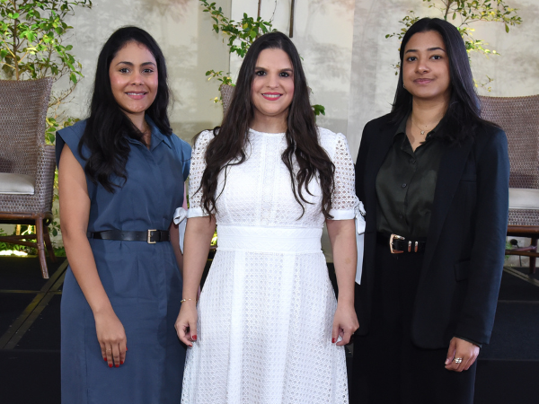Seguros Crecer - Araber Ortega , Katherine Hache Nadal y Glandeline Rapozo