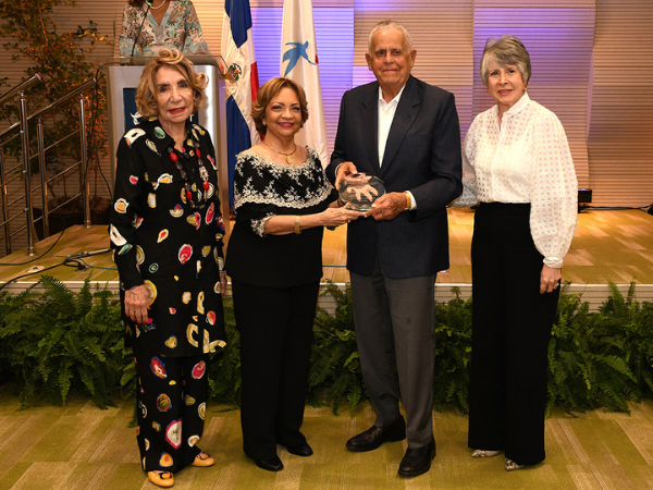 Fundación Dr. Juan Ml. Taveras-1