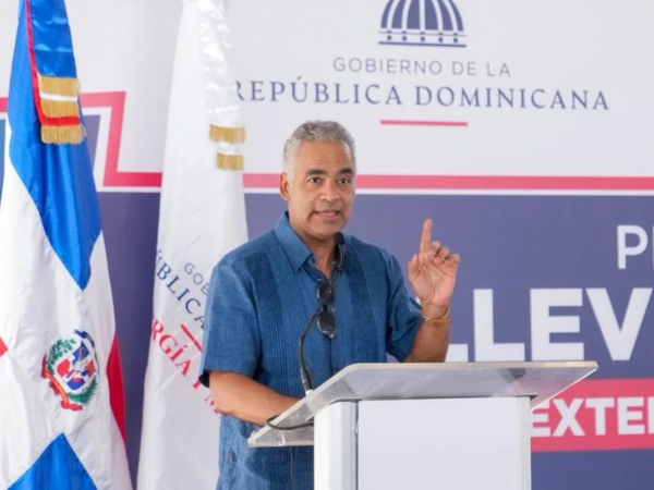 Joel Santos - Energía y Minas entrega cuatro proyectos