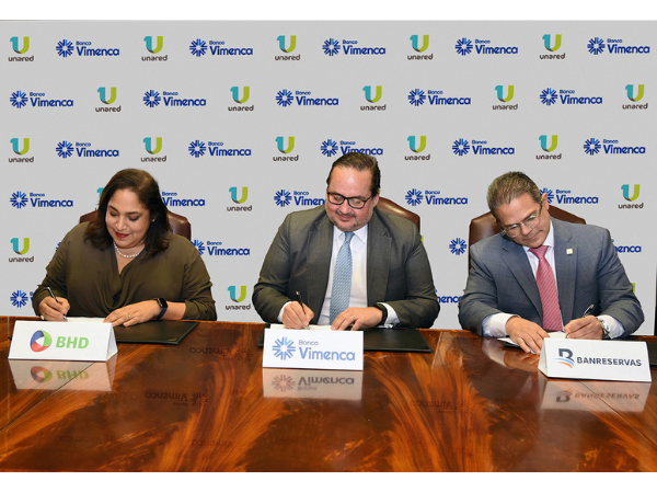 Banco Vimenca se integra a la red de cajeros automáticos Unared