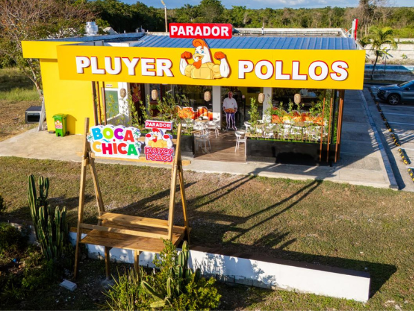 Pluyer Pollos Parador local