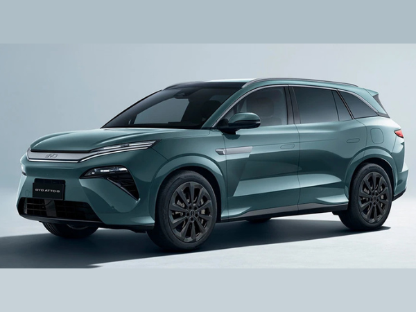 BYD ATTO 8