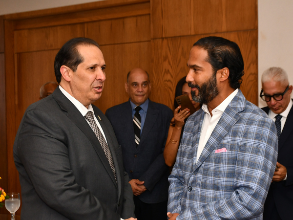Doctores Víctor Átala y Víctor Cuello