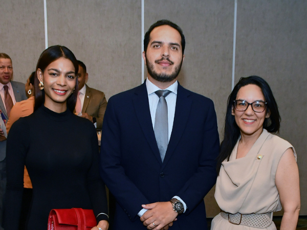 Primer Congreso Internacional de Cardiología Intervencionista - Panela Rosario, Luis Díaz y Emiely González