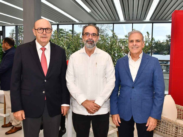 Almacenes Unidos Inaugura nueva sucursal - 3
