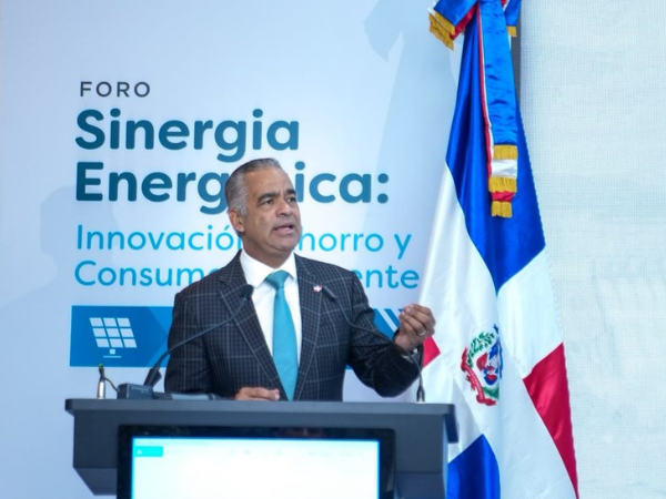 El Gobierno apuesta por la tecnología y el ahorro para optimizar el consumo eléctrico - JOEL SANTOS